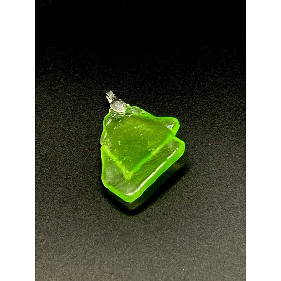 Uranium Glass Pendant Glowing Lime Green UV Reactive Recycled Oddity Collector - Picture 6 of 6
